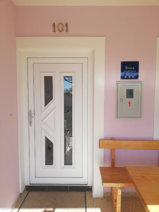 Apartman Lila Čunski 外观 照片